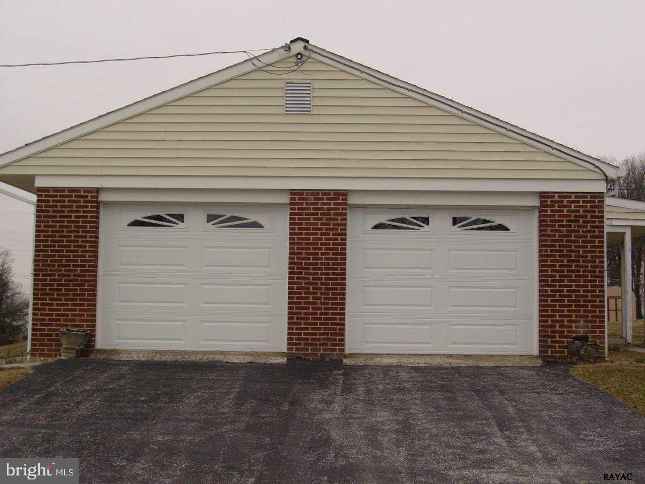 23 Merrin Road York, PA 17402 - Photo 33 of 36 Gallery Image 33