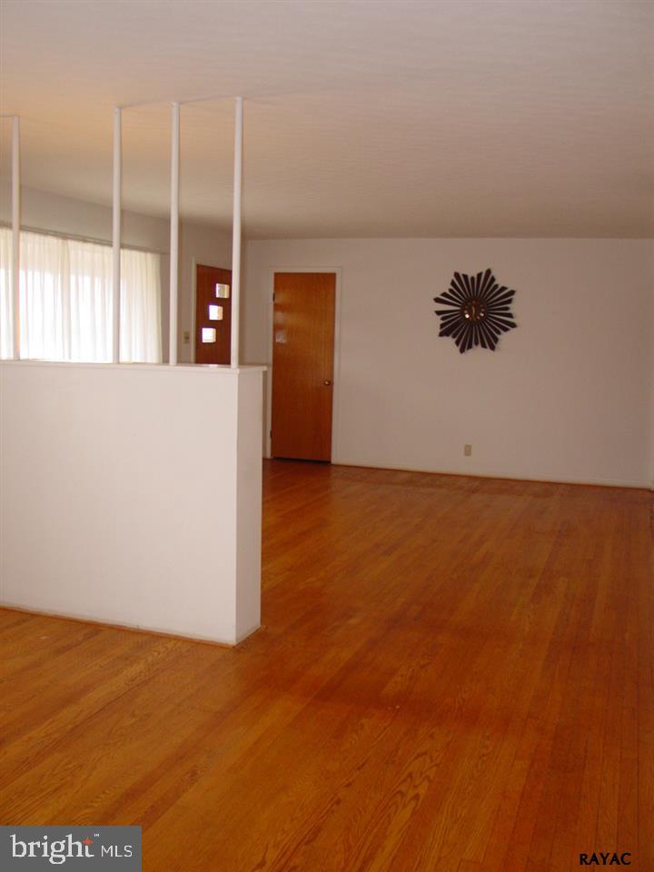 23 Merrin Road York, PA 17402 - Photo 9 of 36 Gallery Image 9
