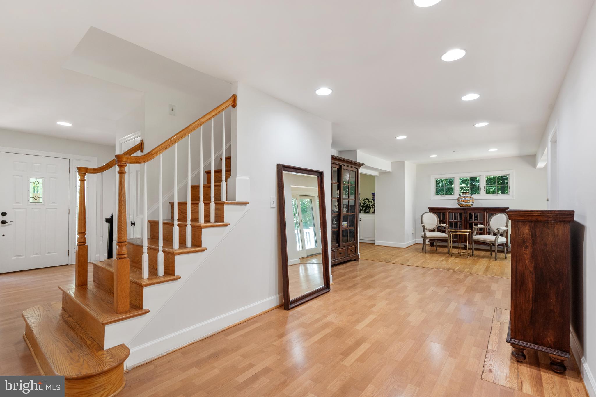 10418 Adel Road Oakton, VA 22124 - Photo 19 of 51