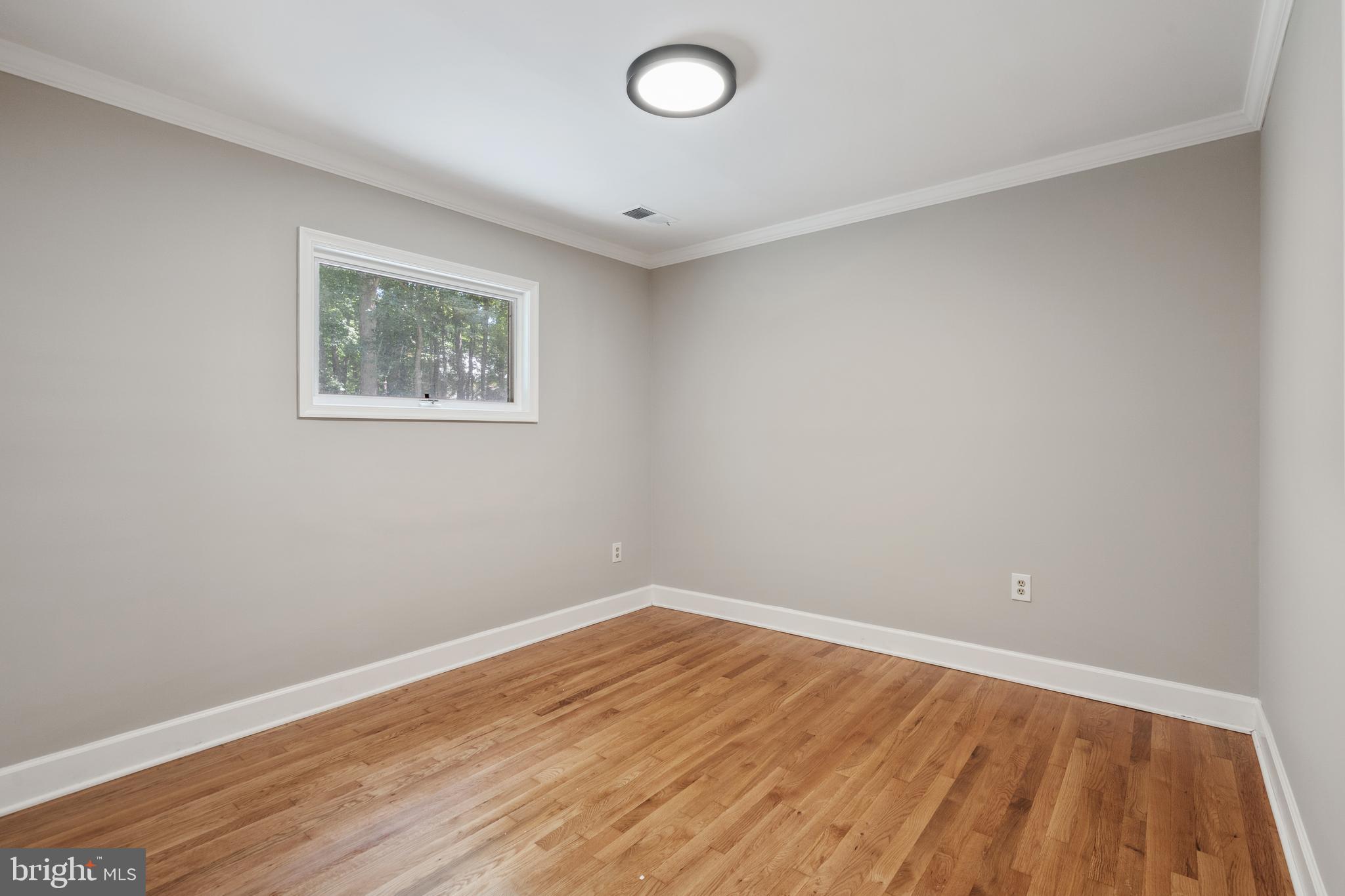 10418 Adel Road Oakton, VA 22124 - Photo 20 of 51