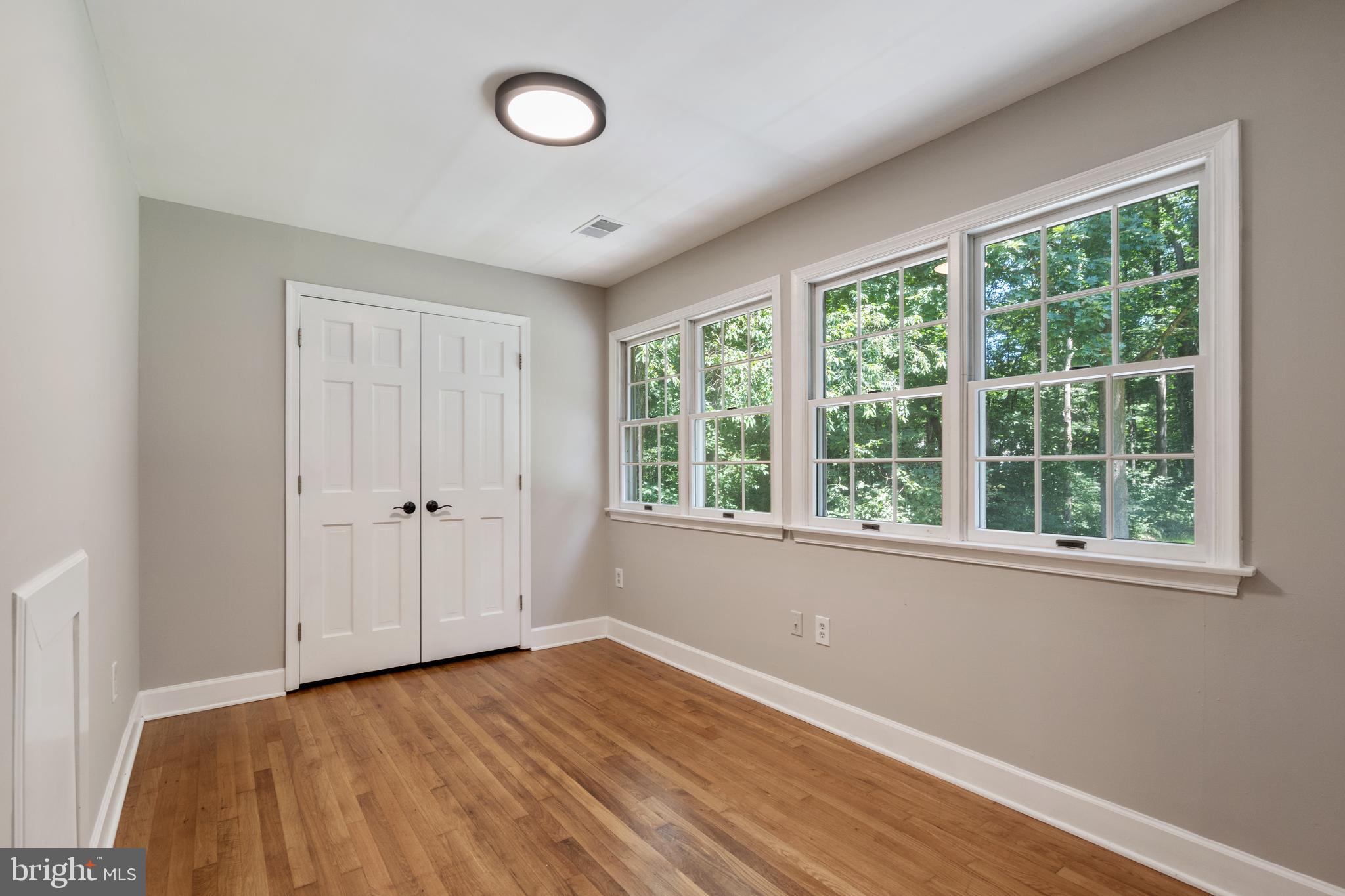 10418 Adel Road Oakton, VA 22124 - Photo 21 of 51