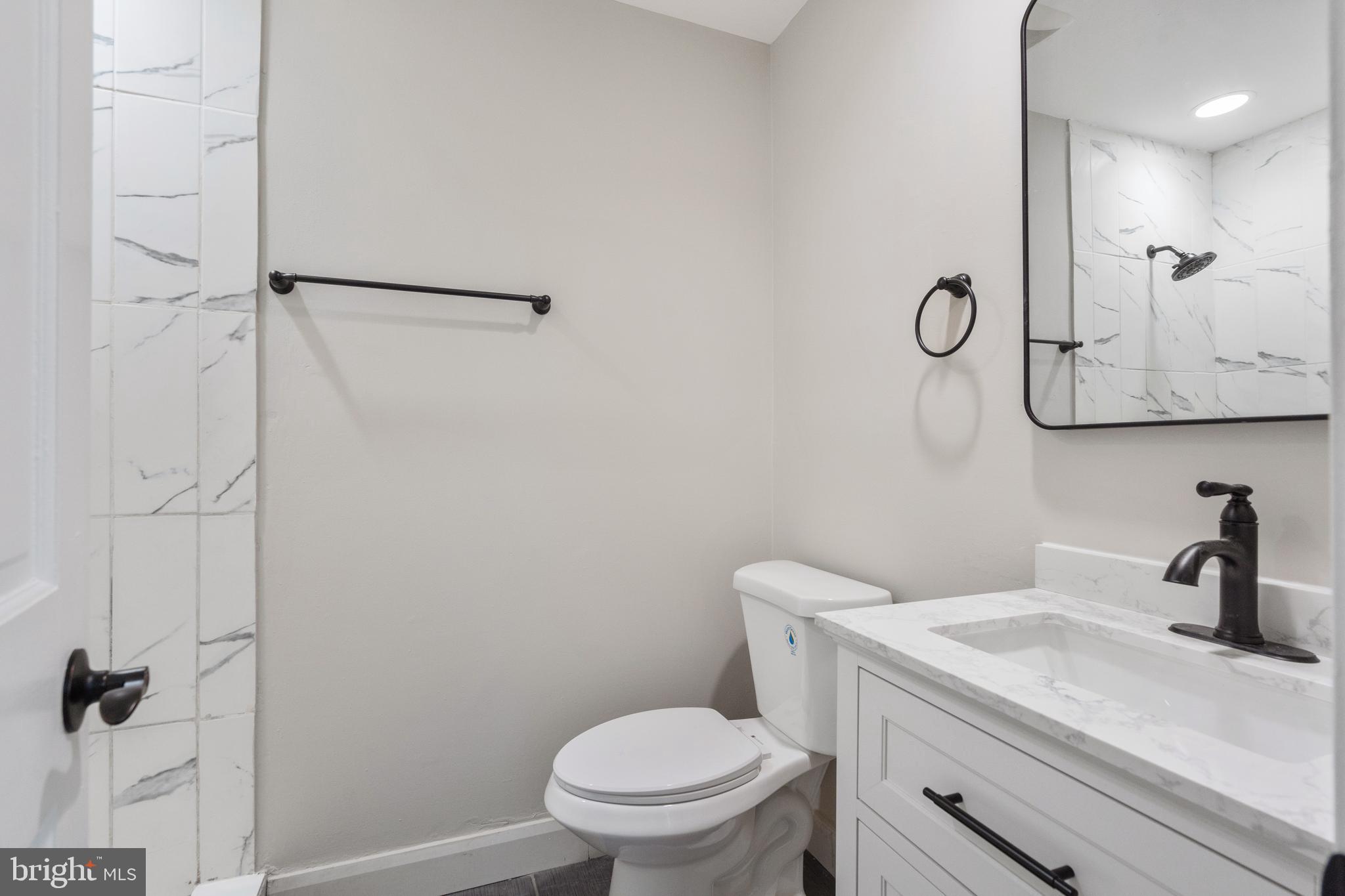 10418 Adel Road Oakton, VA 22124 - Photo 24 of 51