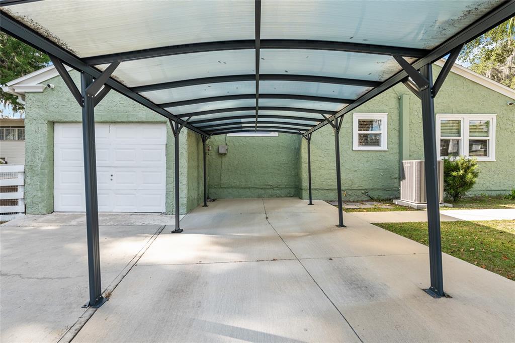 742 Southeast 12th Street Ocala, FL 34471 - Photo 31 of 44 a view of a porch