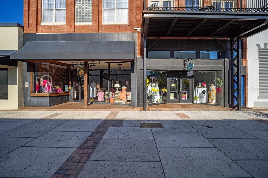742 Southeast 12th Street Ocala, FL 34471 - Photo 41 of 44 a view of a entryway door of the building