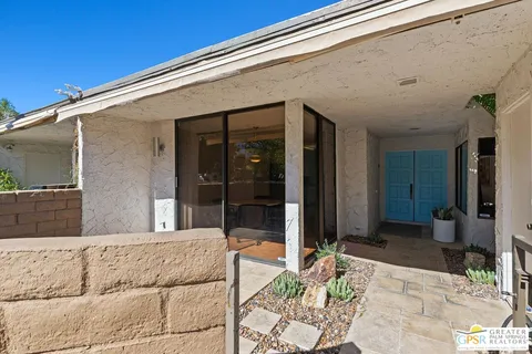 $755,000 | 2224 Casitas Way, Palm Springs, CA 92264