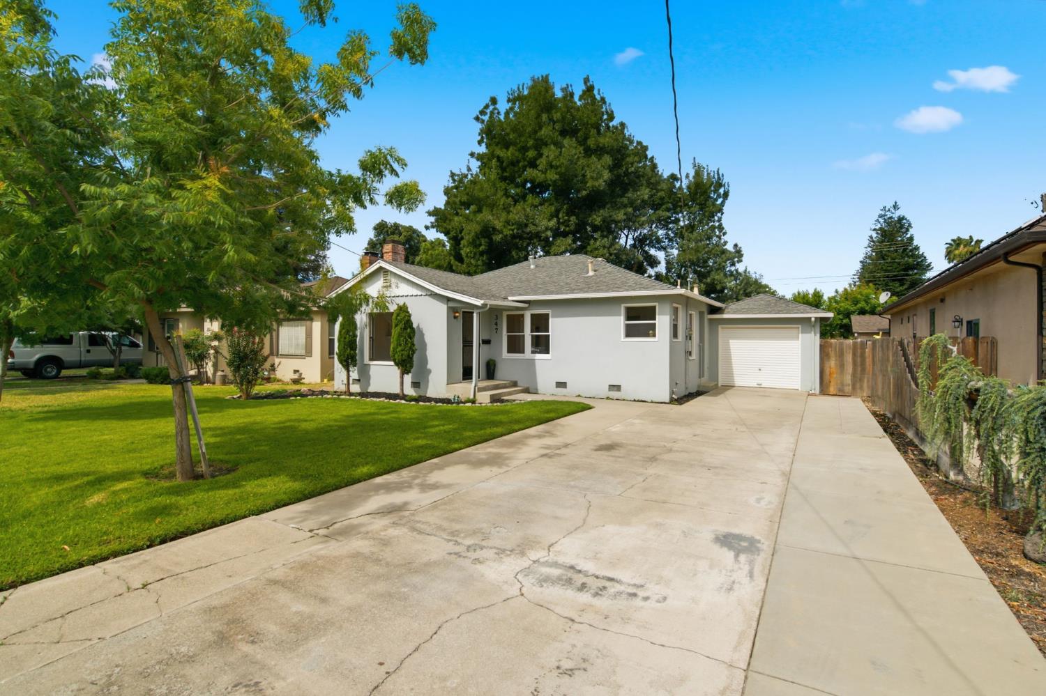 347 Vera Avenue Ripon, CA 95366 - Photo 4 of 35