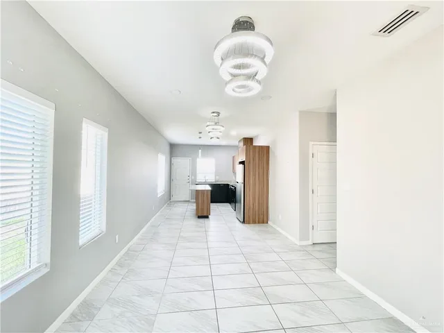 $1,150 | 3913 Bella Costa Drive, Unit 4, Weslaco, TX 78596