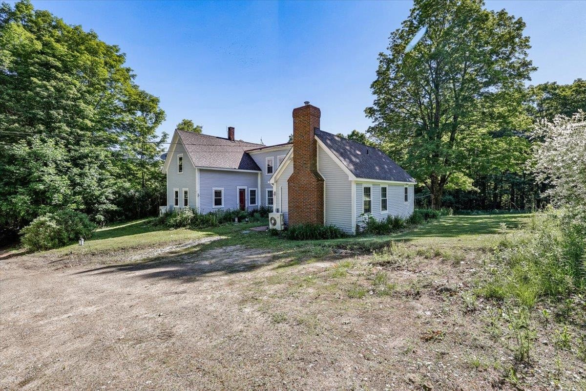 292 Buckley Road Weare, NH 03281 - Photo 3 of 40