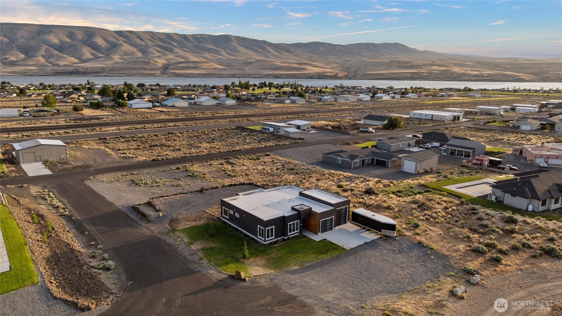101 Wren Loop Southwest Mattawa, WA 99349 - Photo 12 of 39