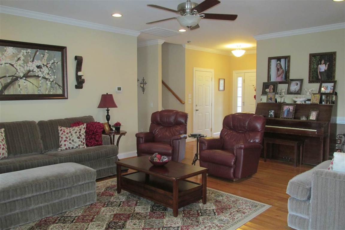 734 New Hope Road Anderson, SC 29626 - Photo 4 of 29