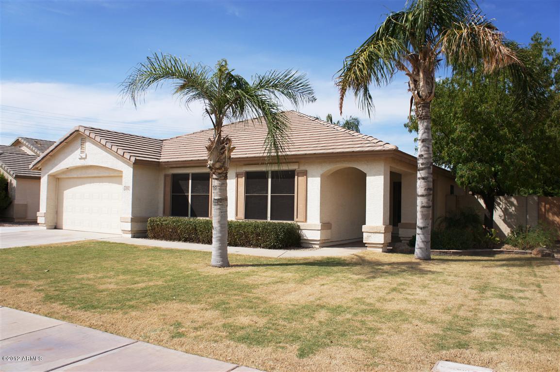 2052 East Willow Wick Road Gilbert, AZ 85296 - Photo 15 of 21 Front 2 (Medium)