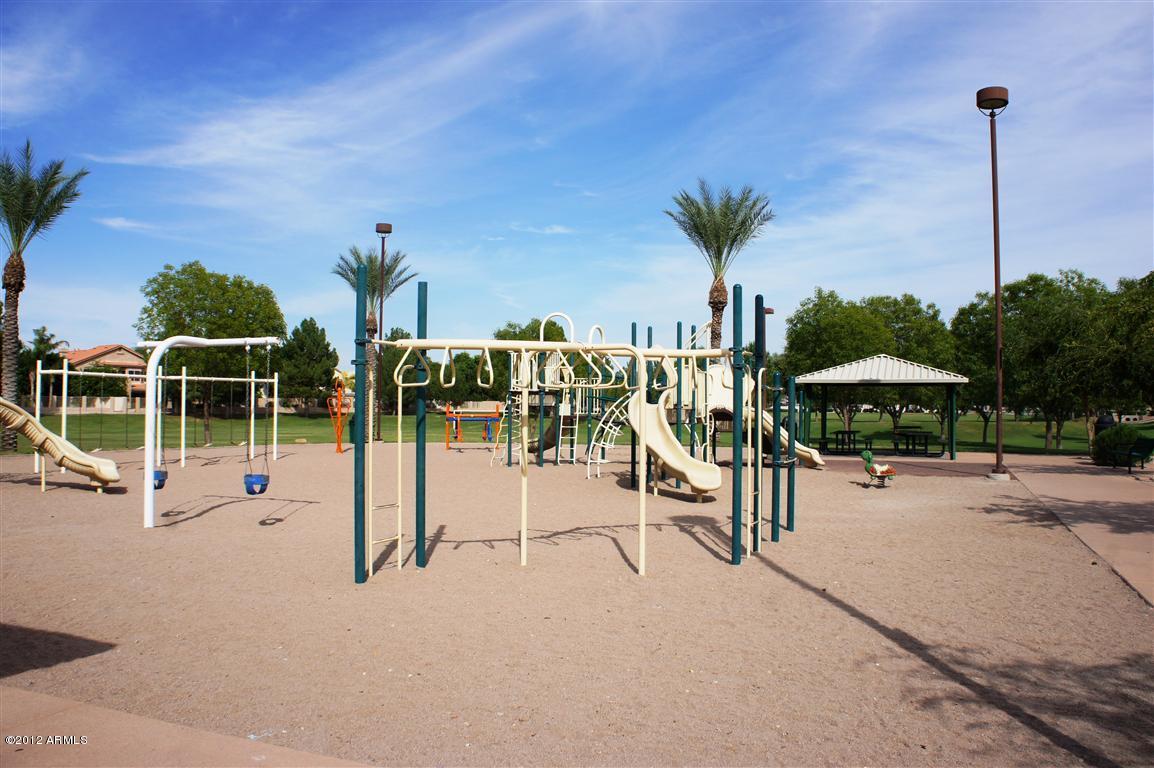 2052 East Willow Wick Road Gilbert, AZ 85296 - Photo 18 of 21 Park (Medium)