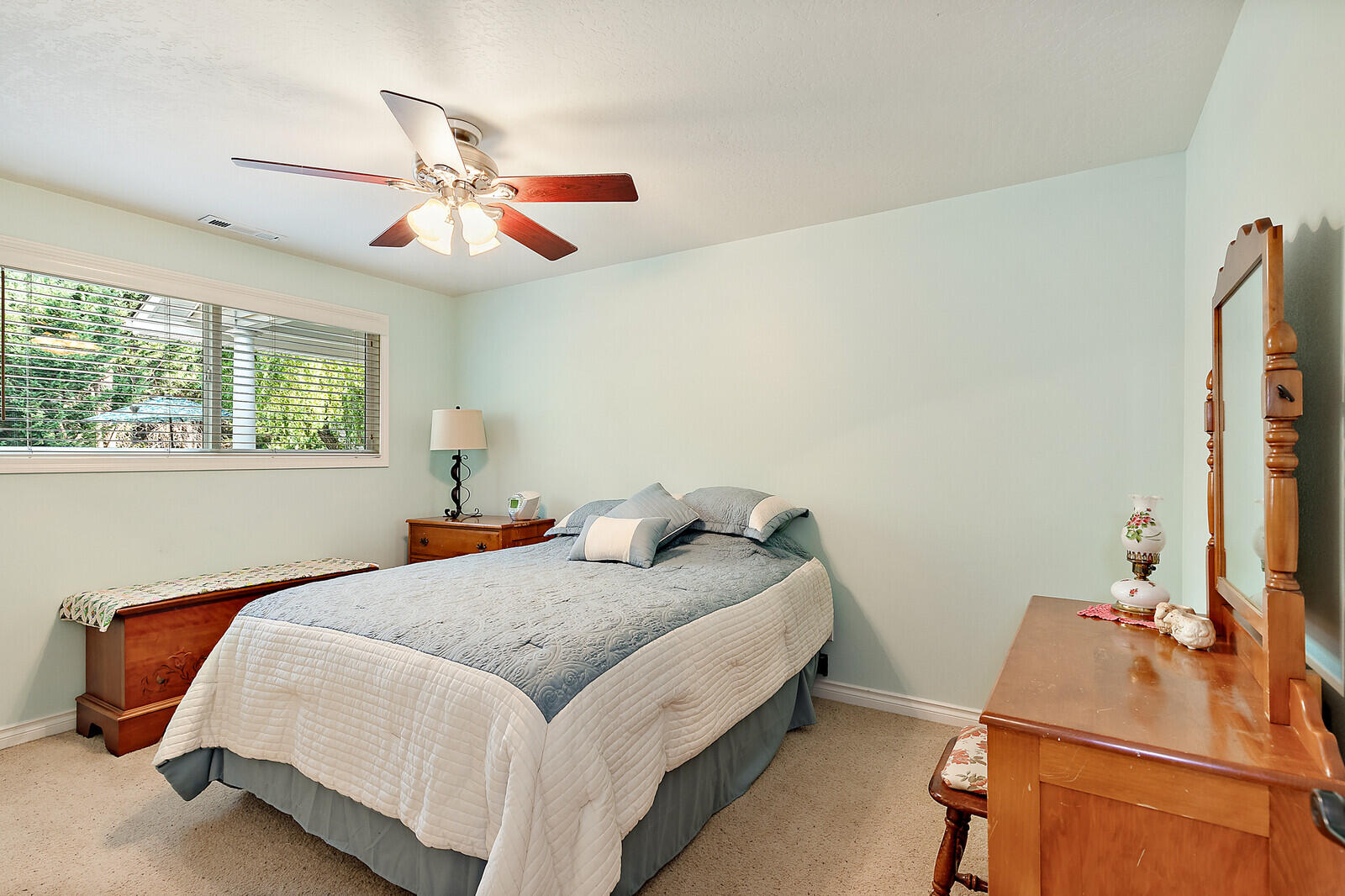 12378 Blackwell Road Central Point, OR 97502 - Photo 36 of 67 52_BR_52_mls