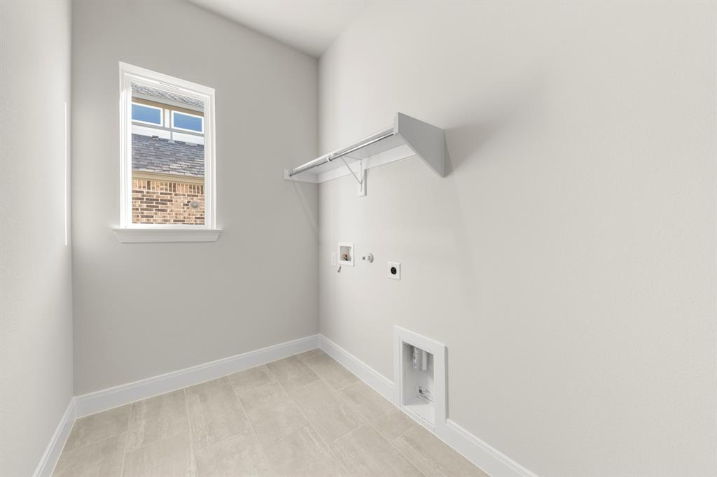 1201 Century Tree Lane Anna, TX 75409 - Photo 6 of 26 a view of room and window