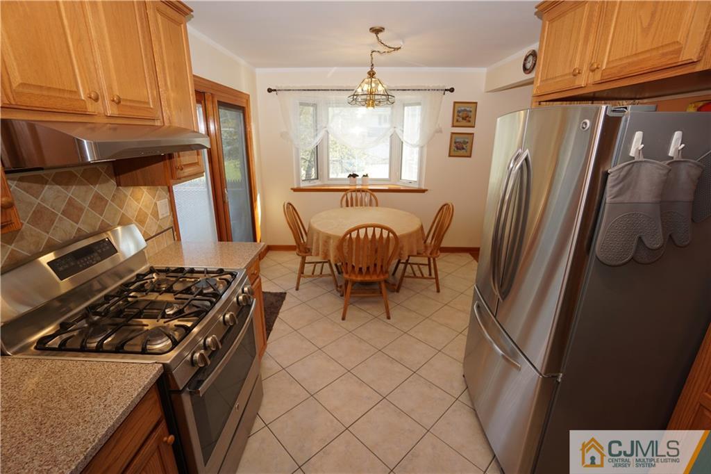 201 McFarlane Road Colonia, NJ 07067 - Photo 13 of 40