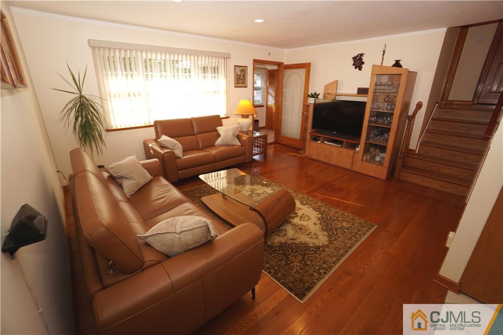 201 McFarlane Road Colonia, NJ 07067 - Photo 8 of 40