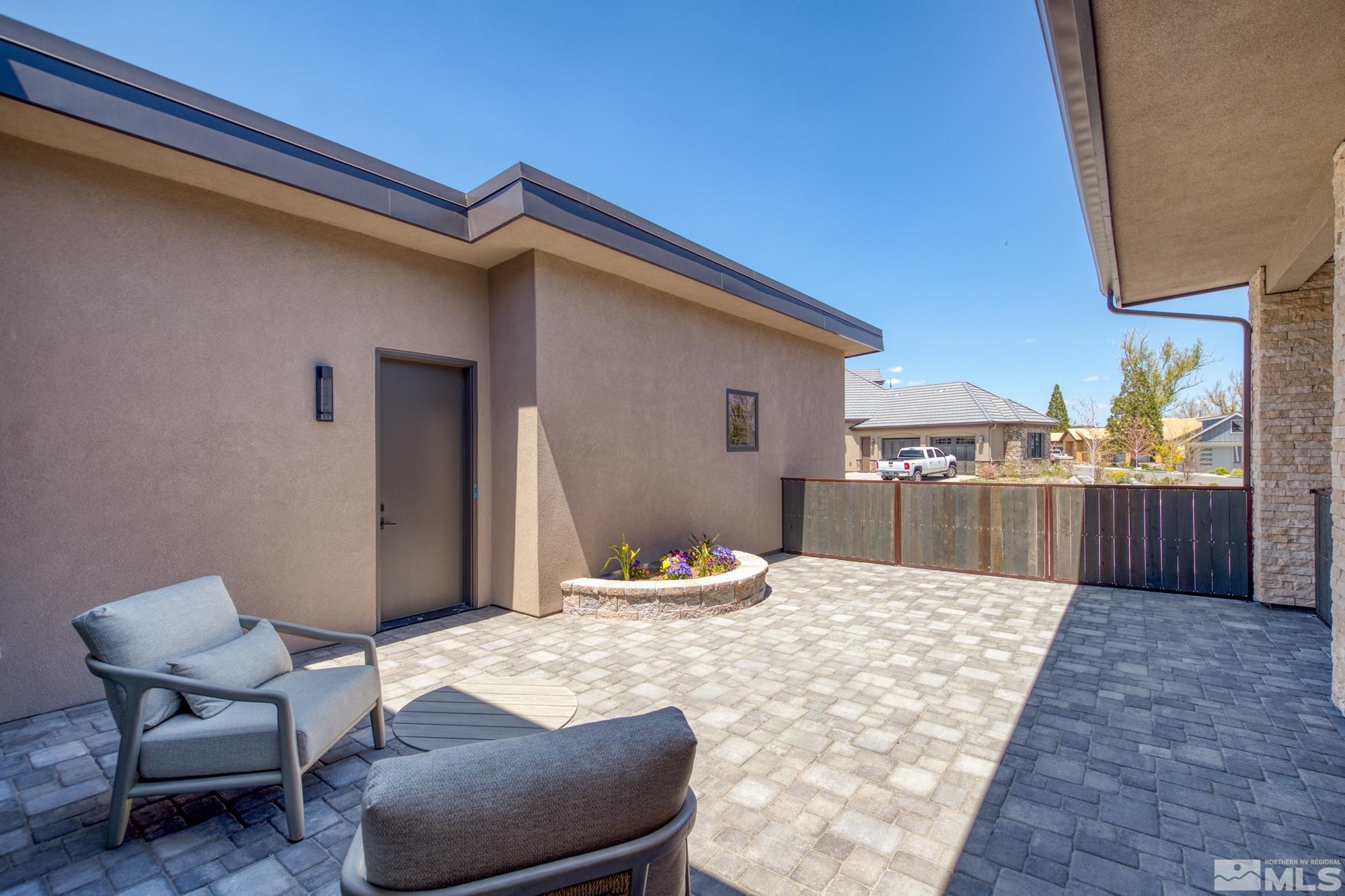 724 Canter Way Reno, NV 89511 - Photo 7 of 40