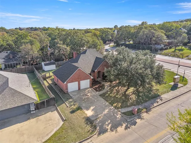 a view of a outdoor space
