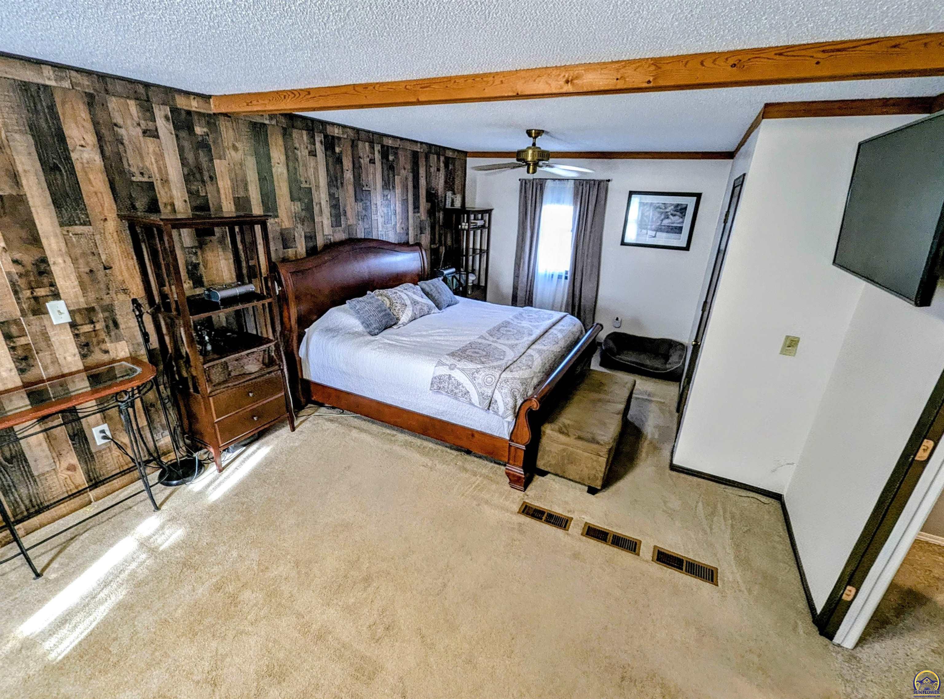 16500 Cameron Circle Wamego, KS 66547 - Photo 12 of 18