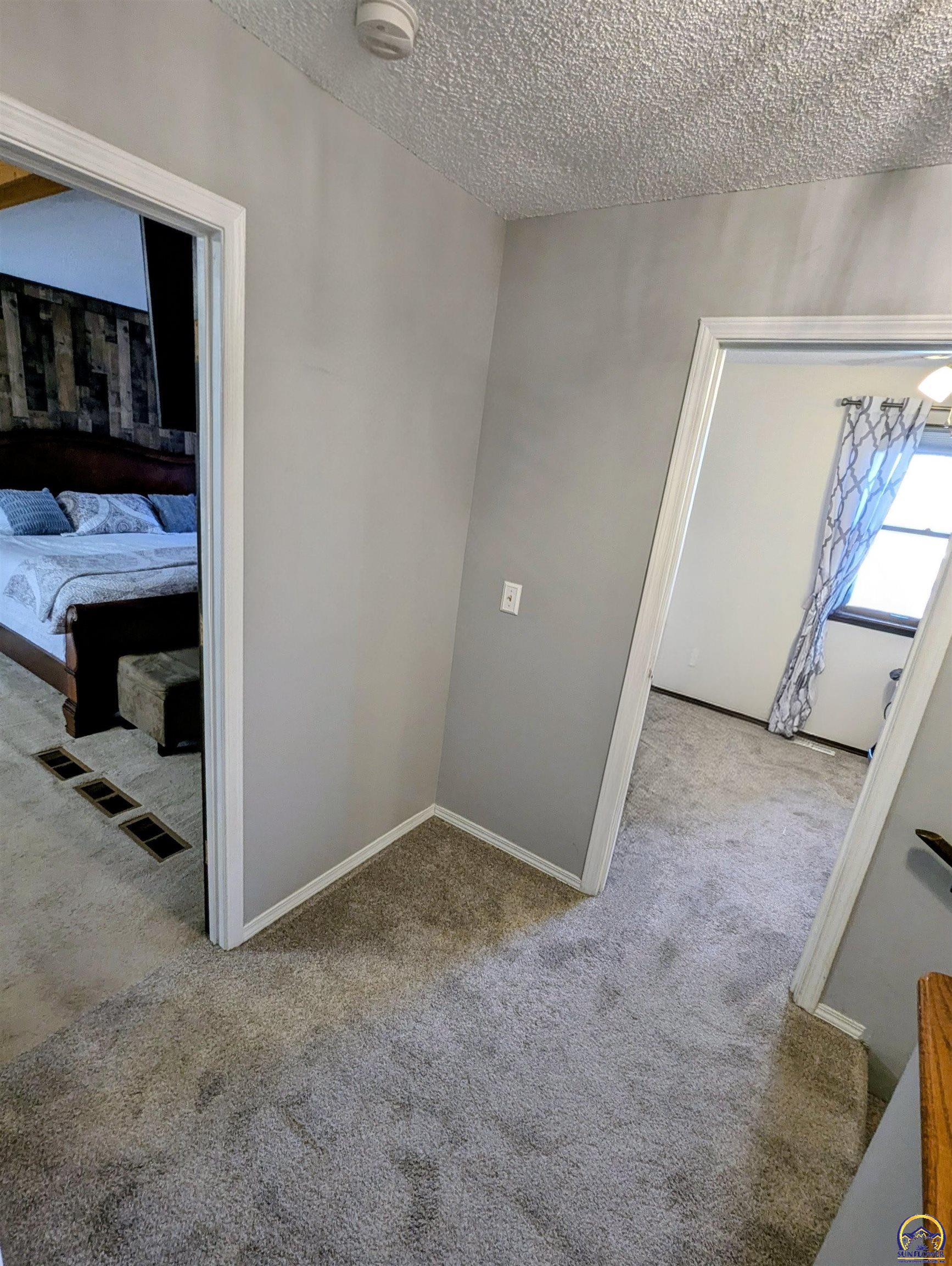 16500 Cameron Circle Wamego, KS 66547 - Photo 13 of 18