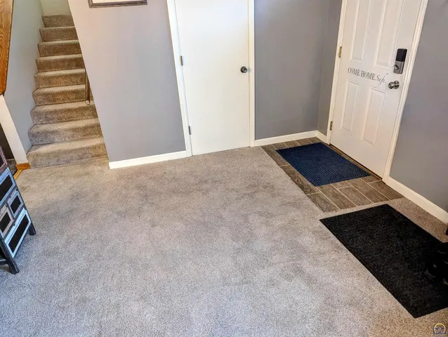 $298,000 | 16500 Cameron Circle, Wamego, KS 66547