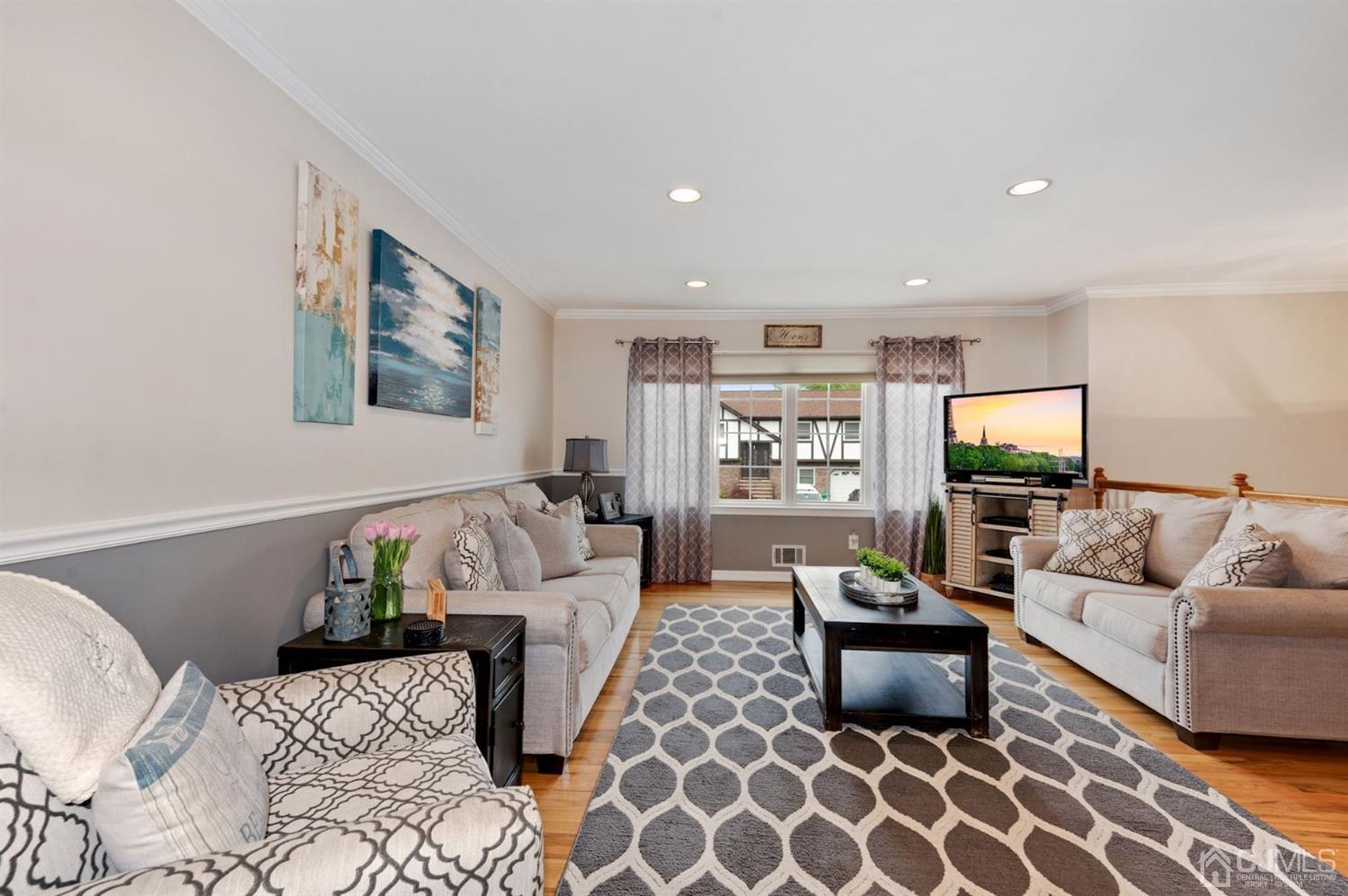 43 Eli Road Colonia, NJ 07067 - Photo 8 of 27 Gallery Image 8
