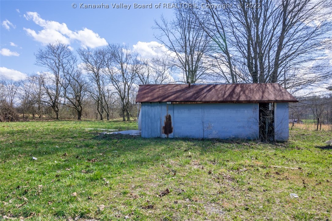 4553 Charleston Road Ripley, WV 25271 - Photo 5 of 13 Gallery Image 5