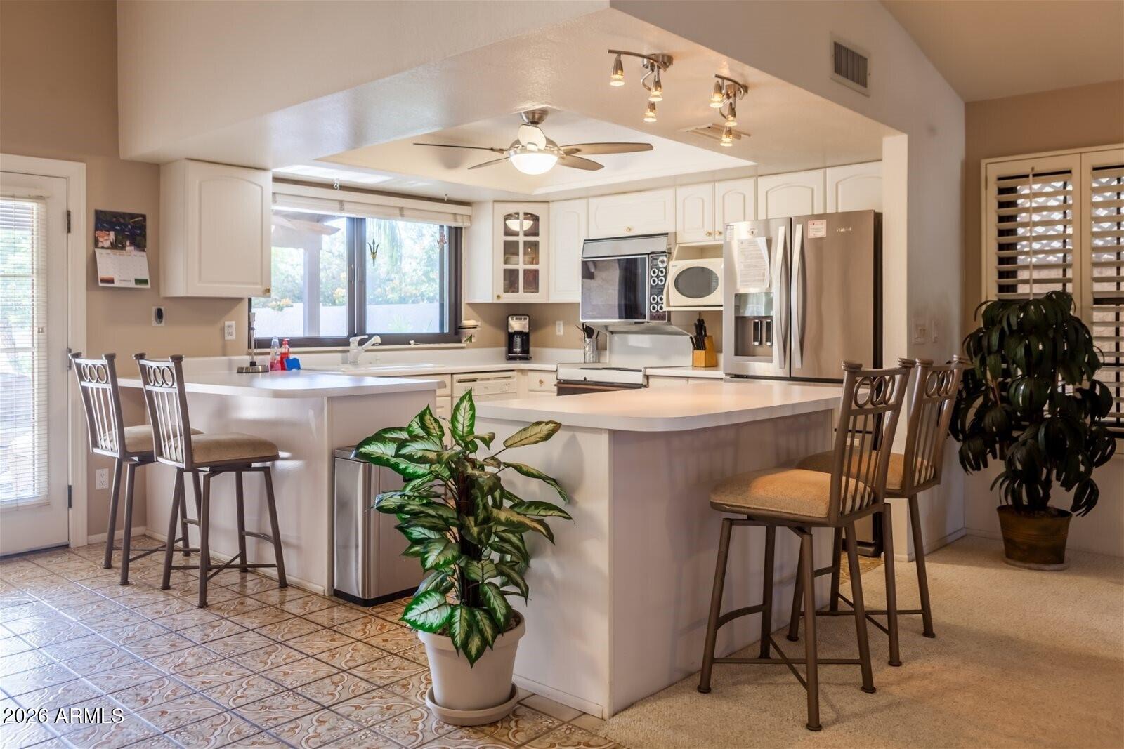 411 East Marny Road Tempe, AZ 85288 - Photo 5 of 17 kitchen