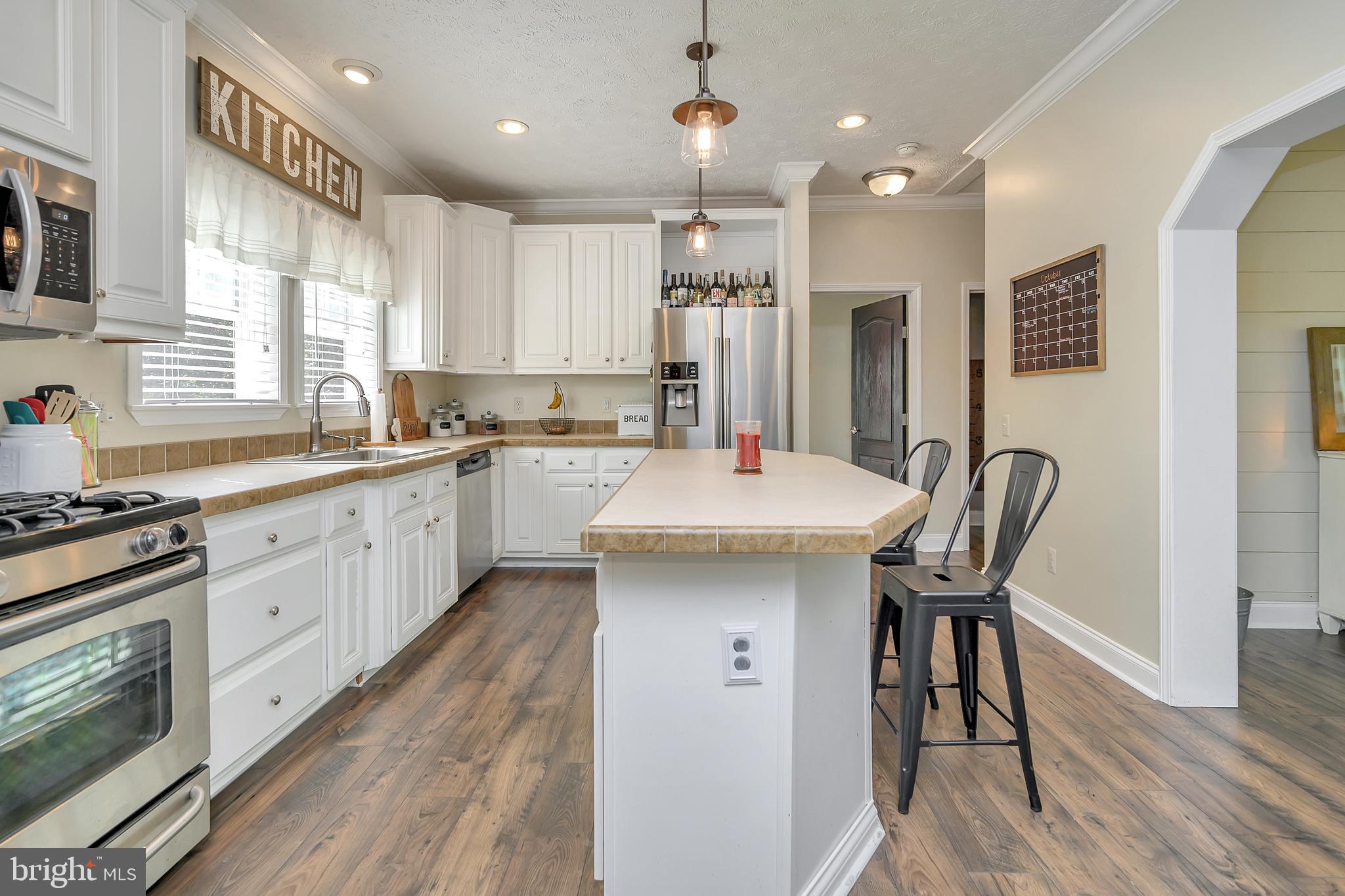 226 Johnson Road Mineral, VA 23117 - Photo 8 of 35