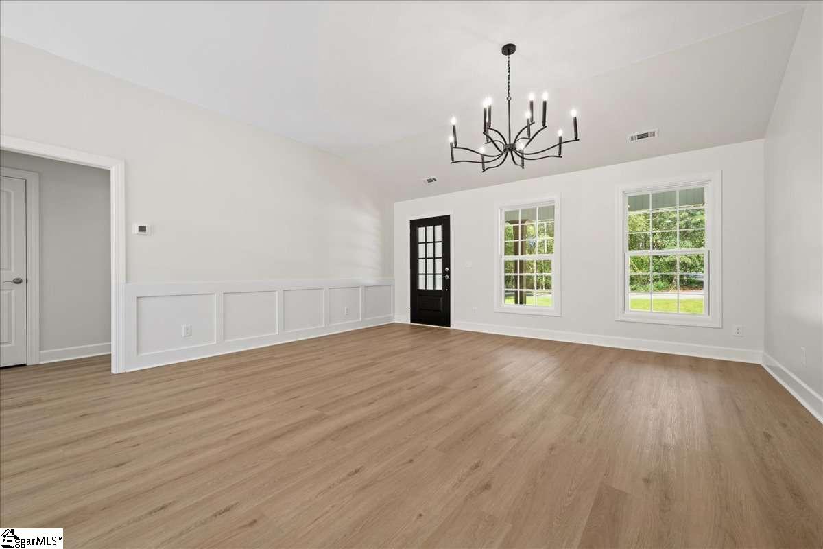 1005 Cove Circle Anderson, SC 29626 - Photo 12 of 39