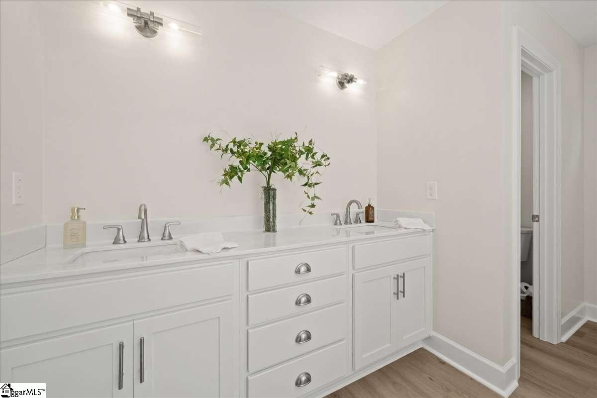 1005 Cove Circle Anderson, SC 29626 - Photo 10 of 39