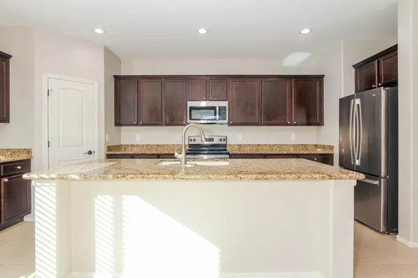 $2,170 | 12051 West Tether Trail, Peoria, AZ 85383
