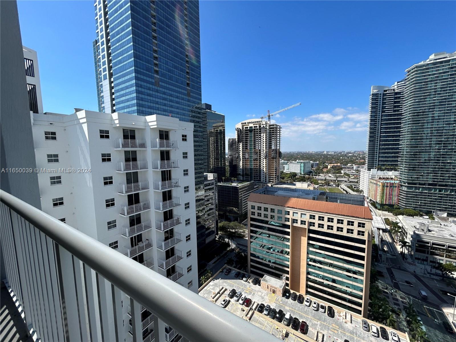 170 Southeast 14th Street, Unit 2906 Miami, FL 33131 - Photo 19 of 31 a city view