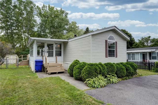 $50,000 | 267 Sunset Drive, Clarendon, NY 14470