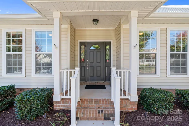 $450,000 | 18134 Ebenezer Drive, Cornelius, NC 28031