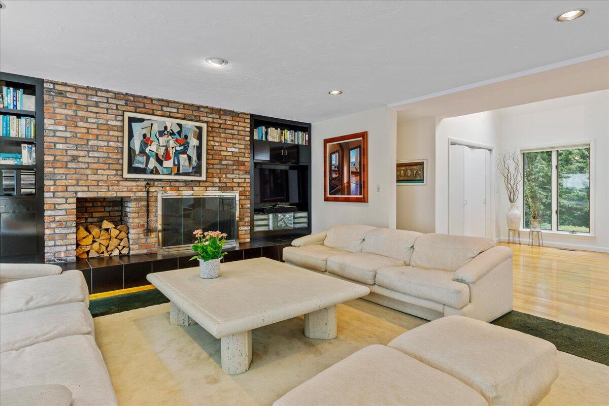 19 Ockway Bay Road Mashpee, MA 02649 - Photo 10 of 79 a living room with furniture and a large window