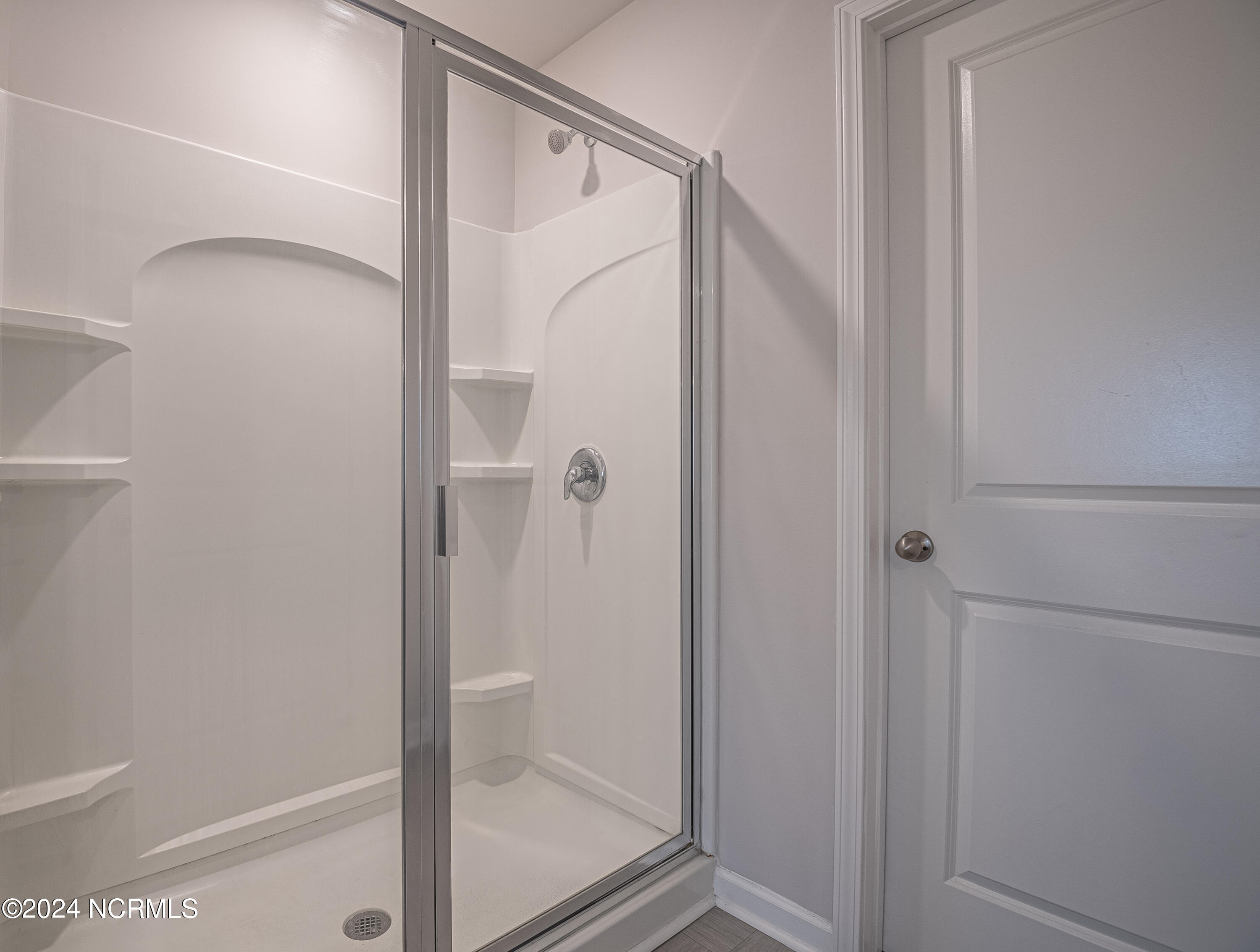 1120 Turtle Creek Road Greenville, NC 27858 - Photo 21 of 30 Primary Bathroom