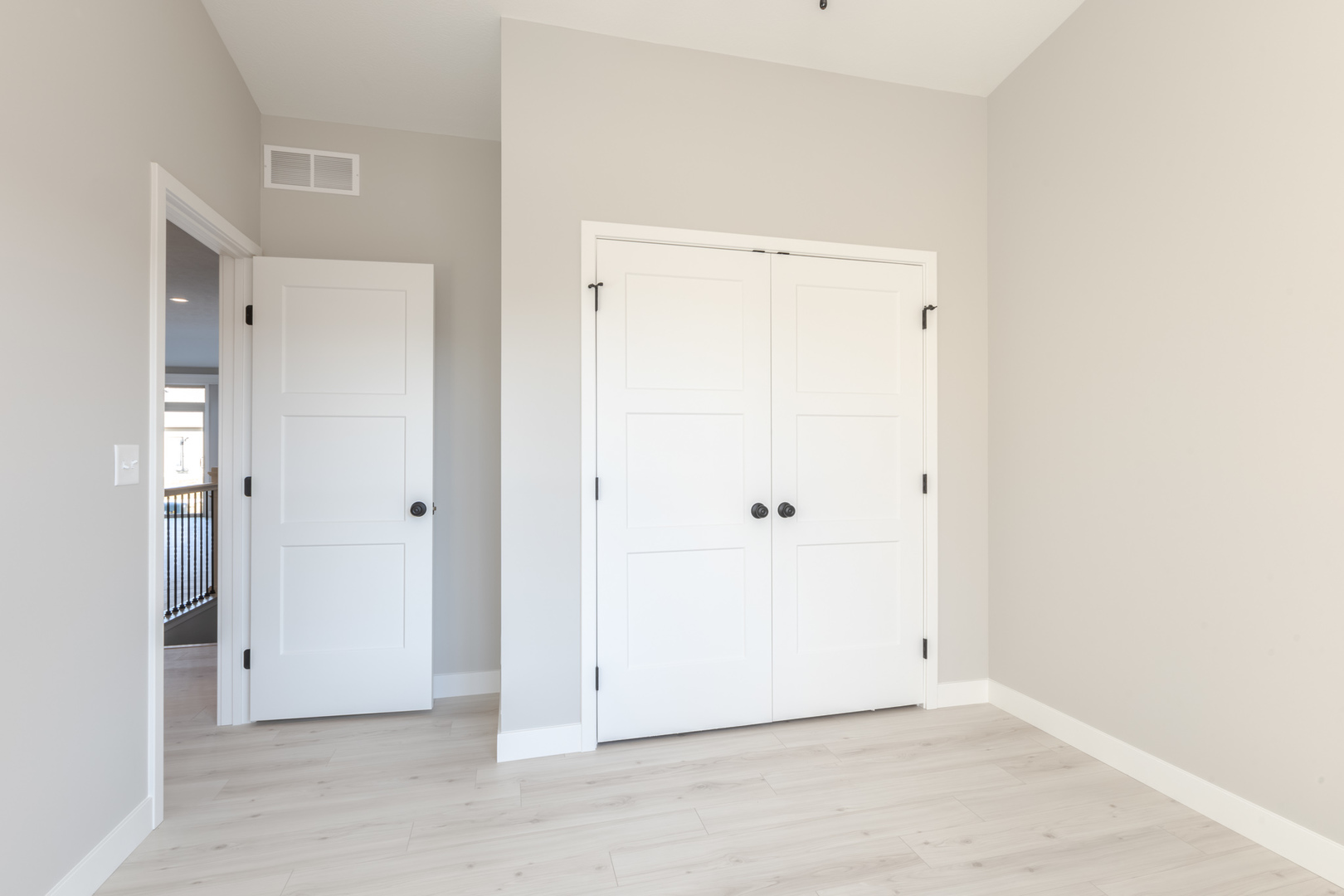 1910 Dunraven Road Bloomington, IL 61704 - Photo 12 of 33 Gallery Image 12