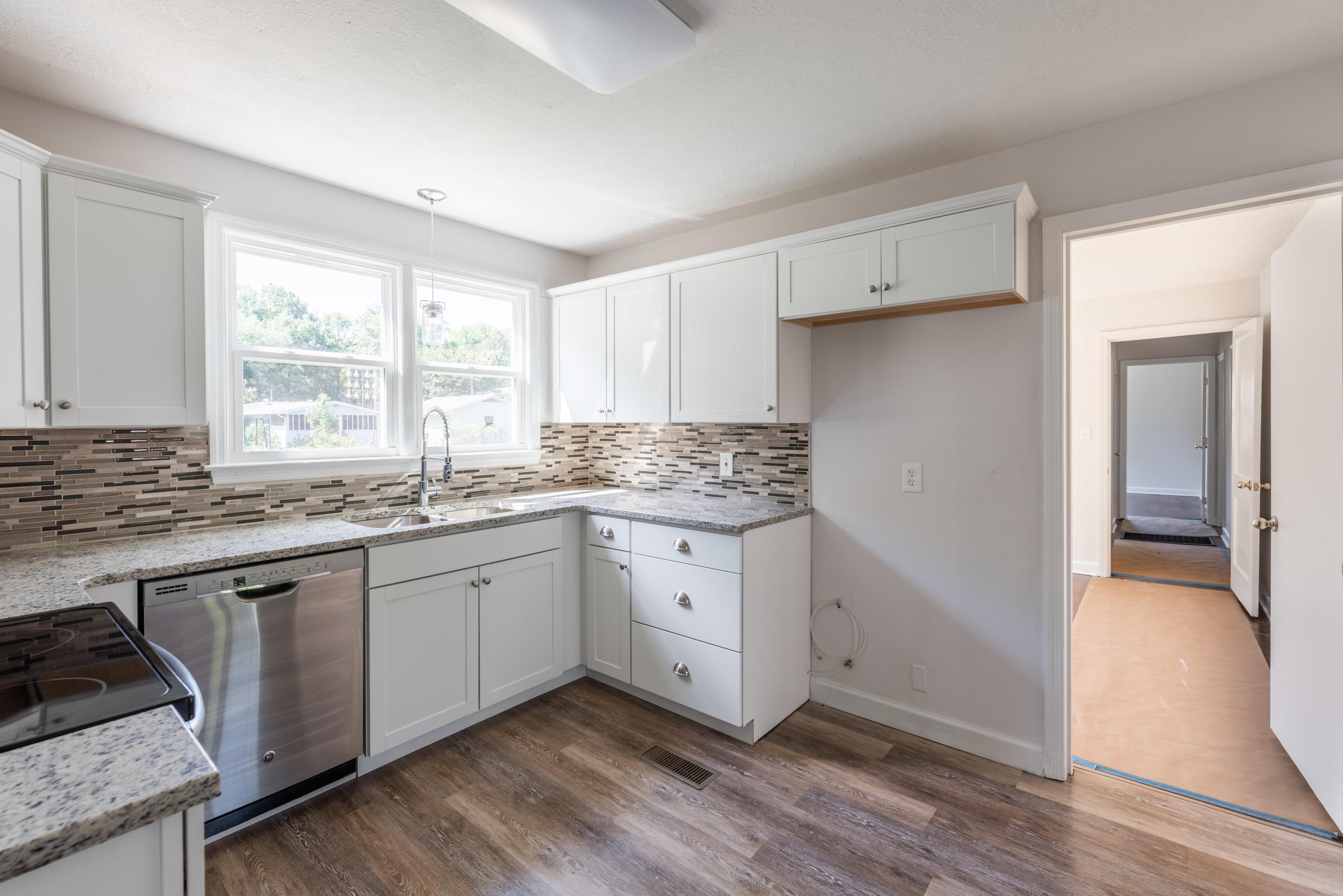 210 Harker Road Fort Oglethorpe, GA 30742 - Photo 8 of 31 DSC_2790-HDR-7