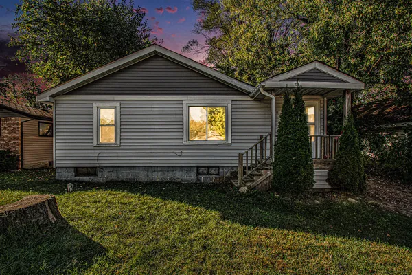 $154,900 | 1638 Superior Street, Niles, MI 49120