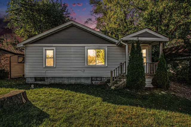 $159,900 | 1638 Superior Street, Niles, MI 49120