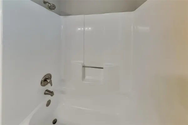 $2,045 | 721 Windridge Lane, Burleson, TX 76028