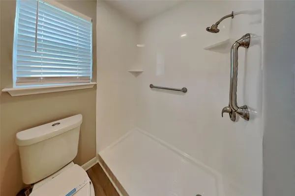 $2,045 | 721 Windridge Lane, Burleson, TX 76028