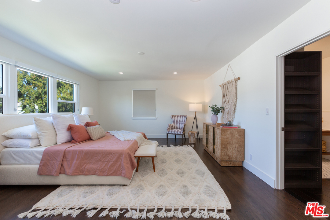 2003 Virginia Road Los Angeles, CA 90016 - Photo 20 of 50 Gallery Image 20