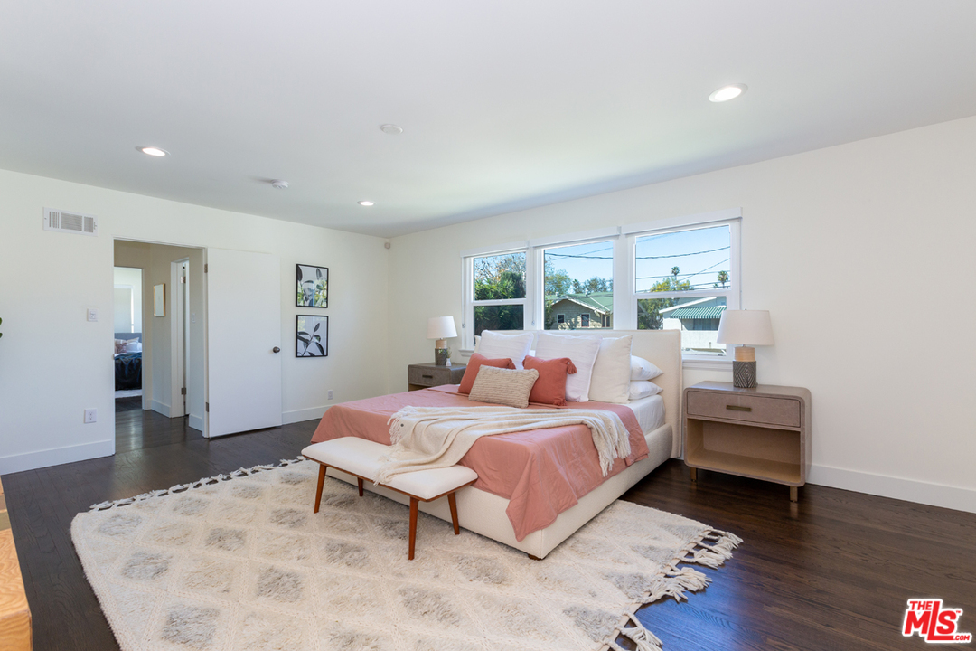 2003 Virginia Road Los Angeles, CA 90016 - Photo 22 of 50 Gallery Image 22