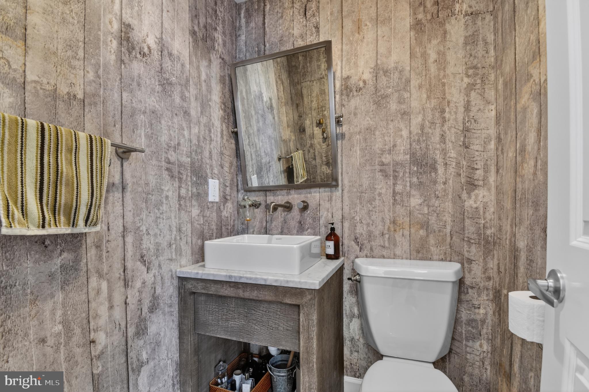 8439 Bells Ridge Terrace Potomac, MD 20854 - Photo 16 of 43