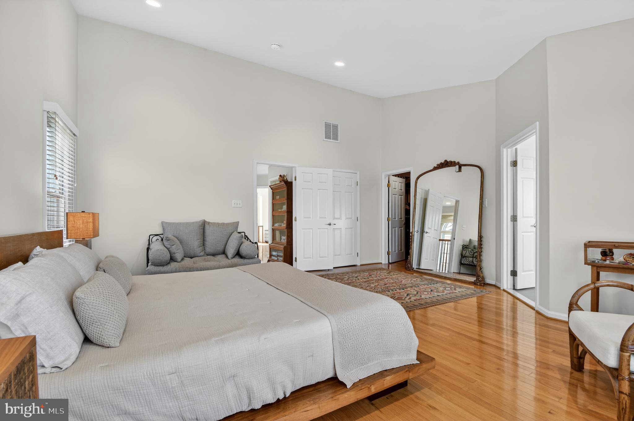 8439 Bells Ridge Terrace Potomac, MD 20854 - Photo 18 of 43