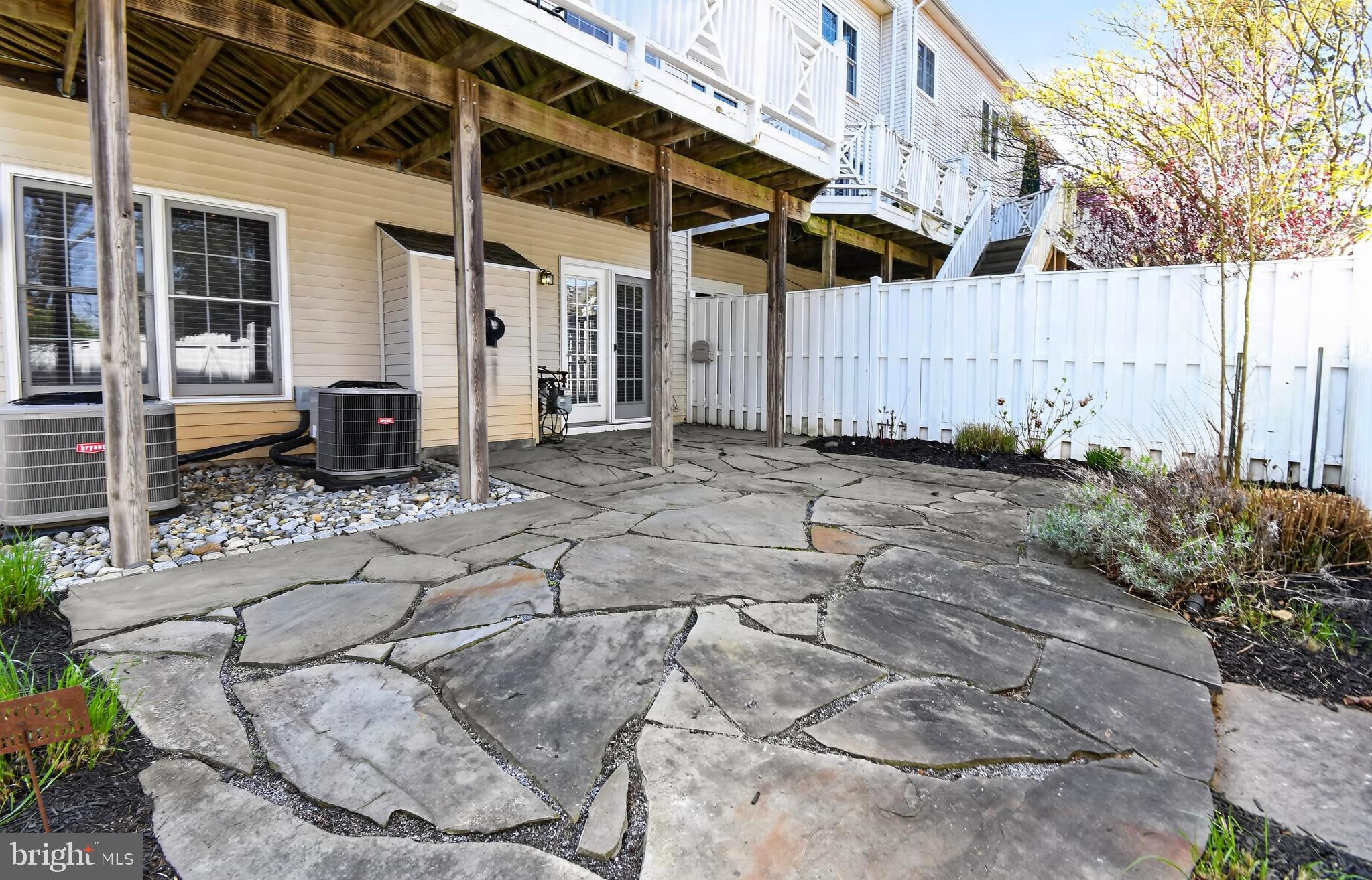 8439 Bells Ridge Terrace Potomac, MD 20854 - Photo 31 of 43