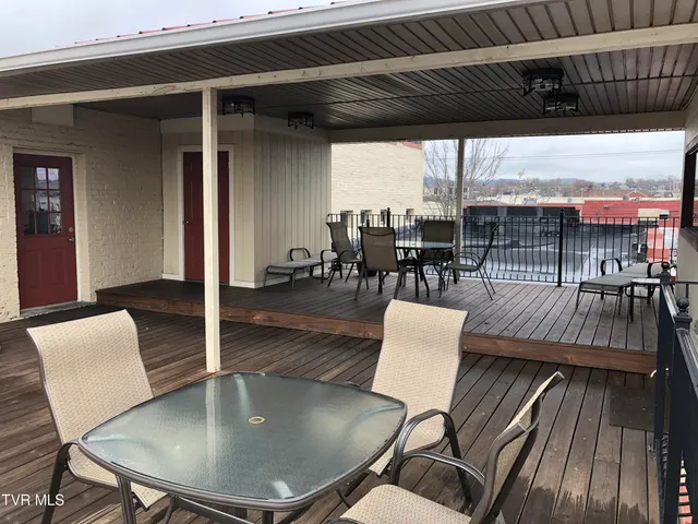 $800 | 555 East Main Street, Unit 201, Kingsport, TN 37660