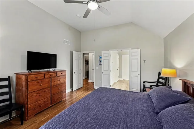 $480,000 | 13212 Summit Street, Kansas City, MO 64145